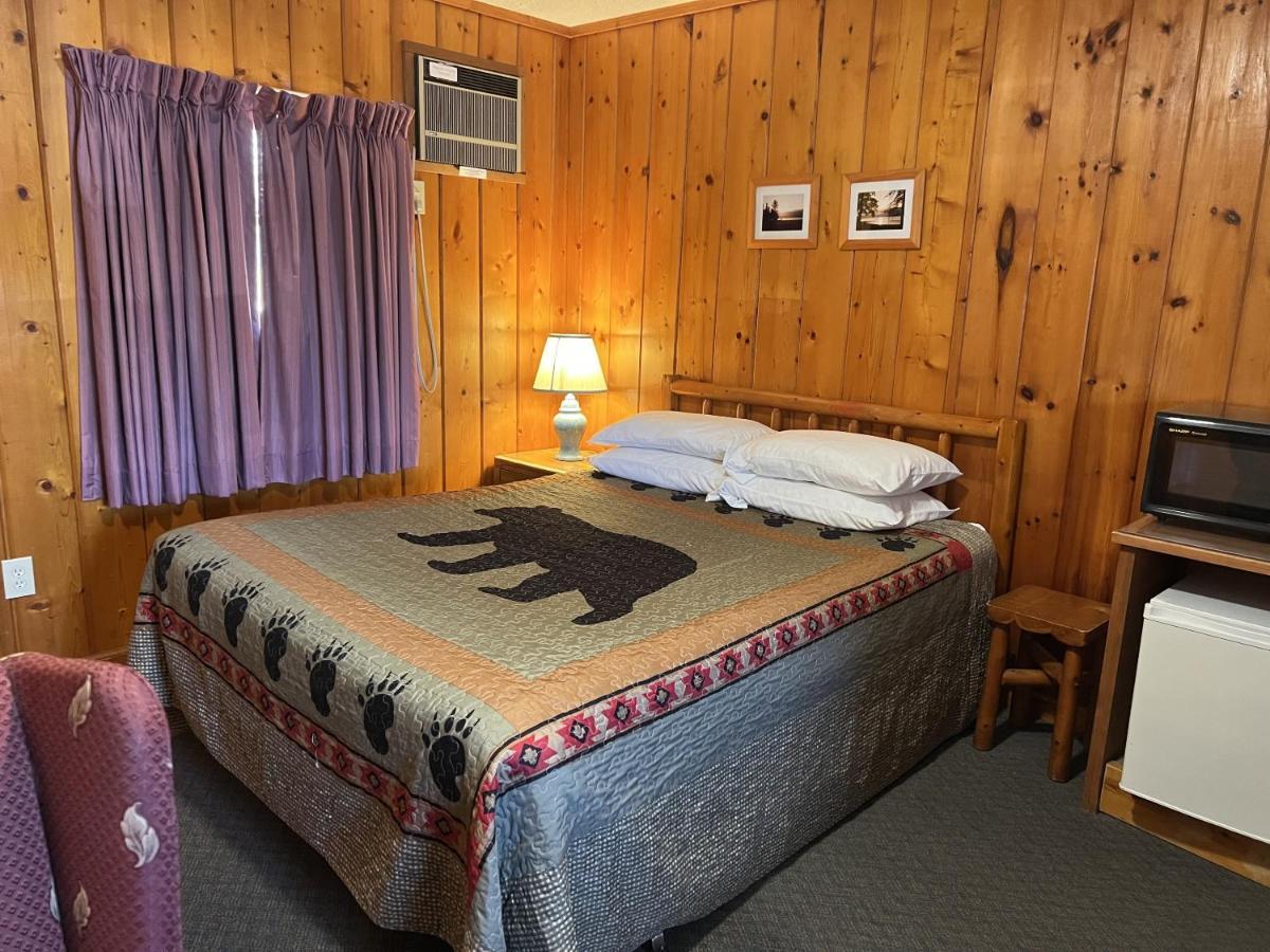 Cedars Motel