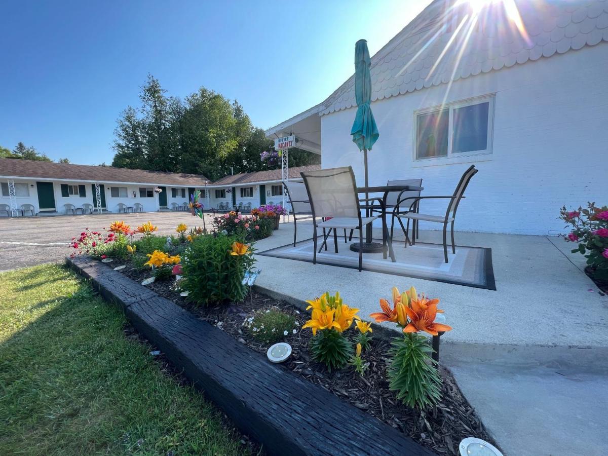 Motel Cedars Saint Ignace